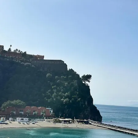 L'oblo' Sul Mare Sorrento Coast Vico Equense